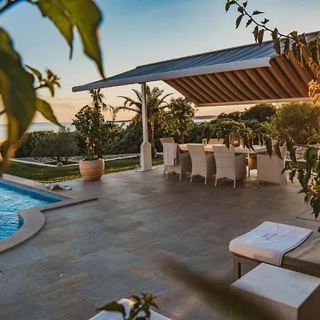 Family-friendly With Swimming Pool Mandre, Pag - 24502 Apartment Kolan