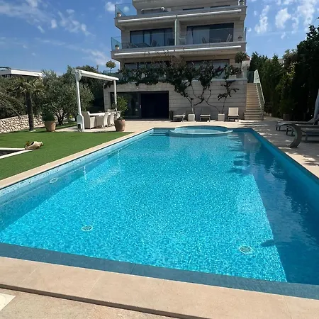 Family-friendly With Swimming Pool Mandre, Pag - 24502 * كولان