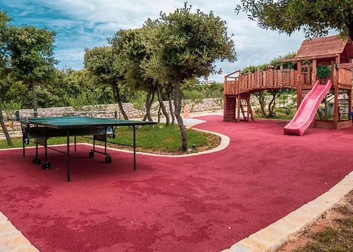 Апартаменты Family-friendly With Swimming Pool Mandre, Pag - 24502 *