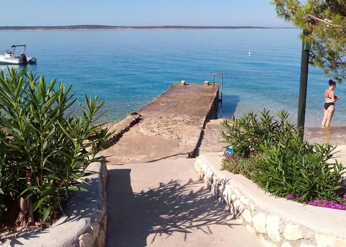 Lejlighed Family-friendly With Swimming Pool Mandre, Pag - 24502