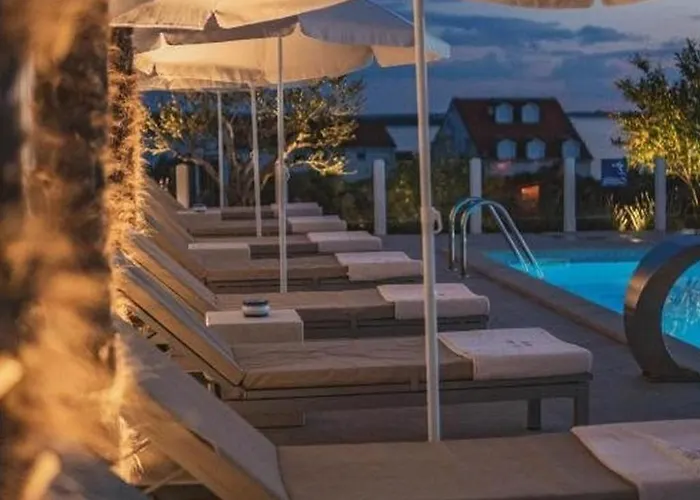 Lejlighed Family-friendly With Swimming Pool Mandre, Pag - 24502